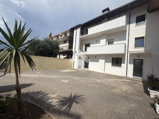 Appartamento in vendita a Cervinara, Campania