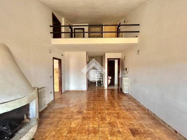 Appartamento in vendita a Cervinara, Campania
