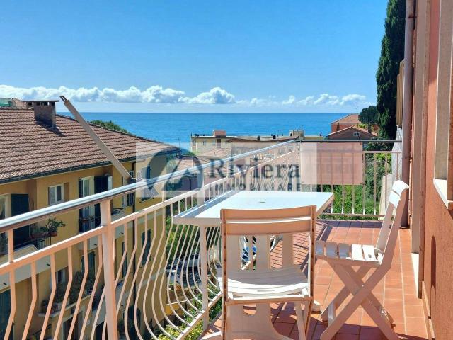 Appartamento in vendita a Cervo, Liguria