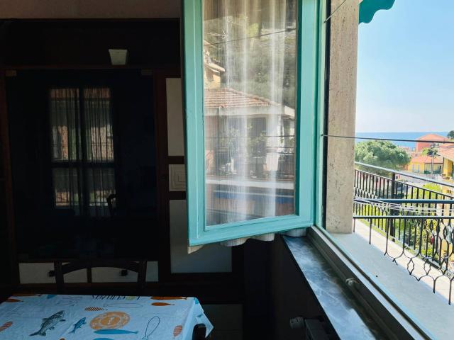 Appartamento in vendita a Cervo, Liguria