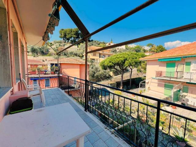 Appartamento in vendita a Cervo, Liguria
