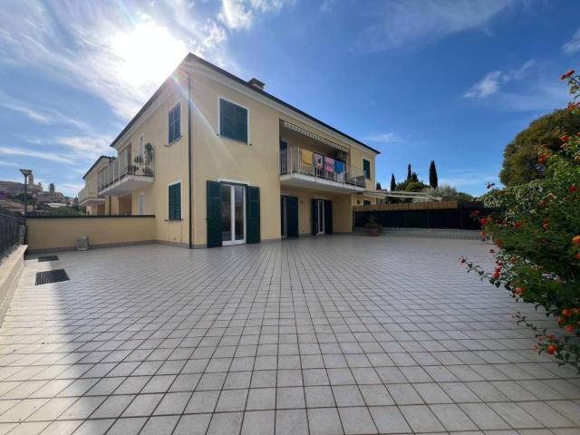 Appartamento in vendita a Cervo, Liguria
