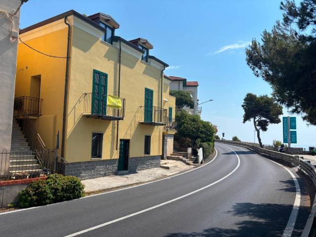 Appartamento in vendita a Capo Mimosa, Cervo