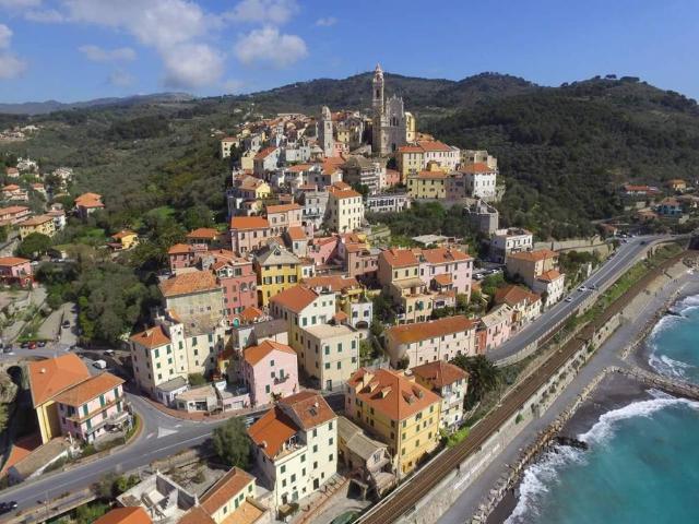 Appartamento in vendita a Cervo, Liguria