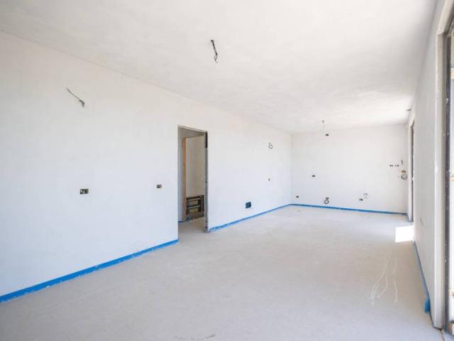 Appartamento in vendita a Cesana Brianza, Lombardia