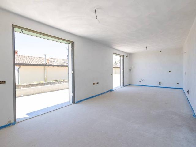 Appartamento in vendita a Cesana Brianza, Lombardia