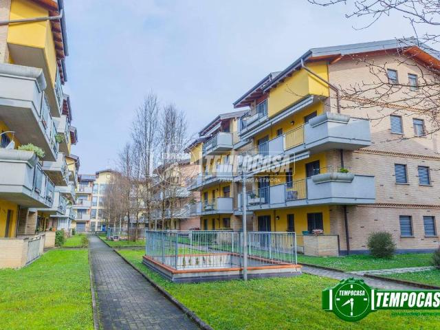 Appartamento in vendita a Quartiere Pasubio, Cesano Boscone