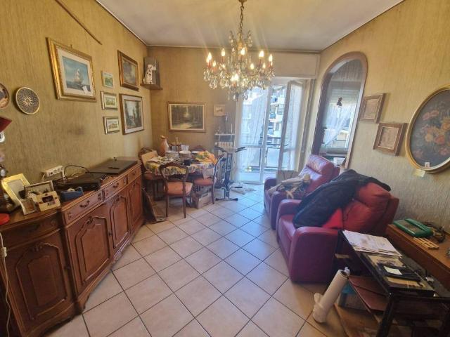 Appartamento in vendita a Quartiere Giardino, Cesano Boscone