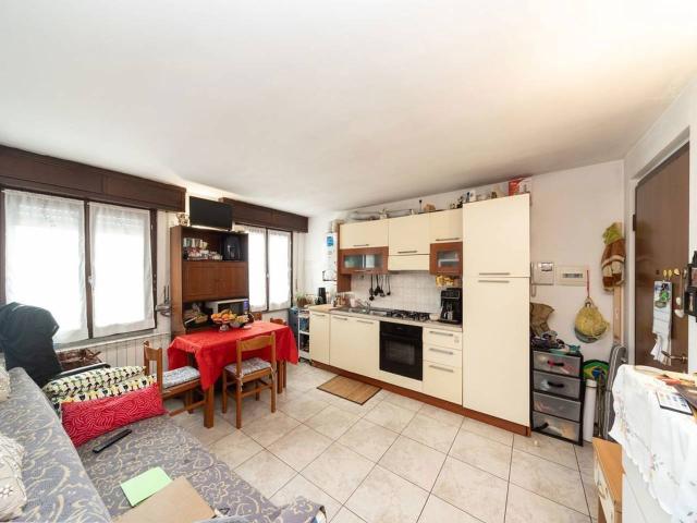 Appartamento in vendita a Cesano Maderno, Lombardia