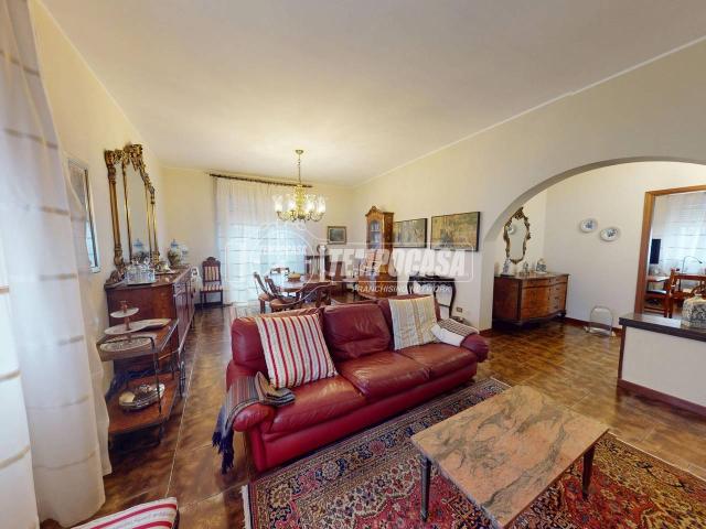 Appartamento in vendita a Cesano Maderno, Lombardia