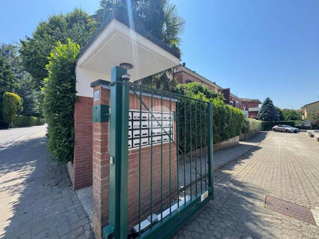 Appartamento in vendita a Cesano Maderno, Lombardia