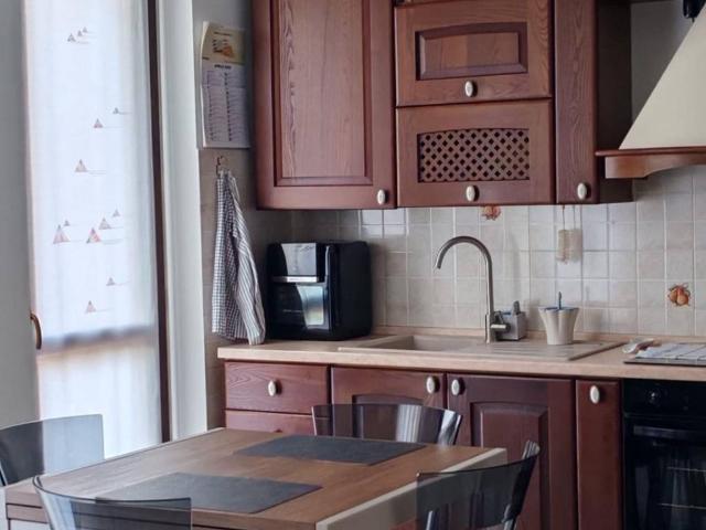 Appartamento in vendita a Cesano Maderno, Lombardia
