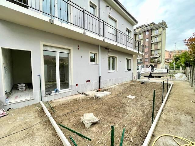 Appartamento in vendita a Cesano Maderno, Lombardia