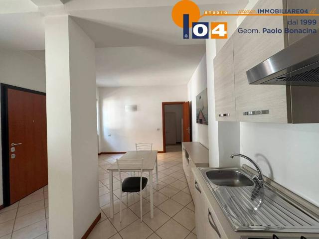 Appartamento in vendita a Cesano Maderno, Lombardia