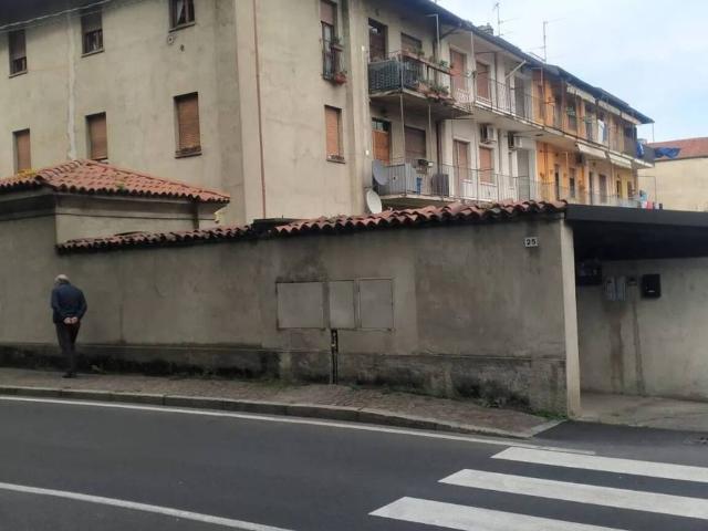 Appartamento in vendita a Cesano Maderno, Lombardia
