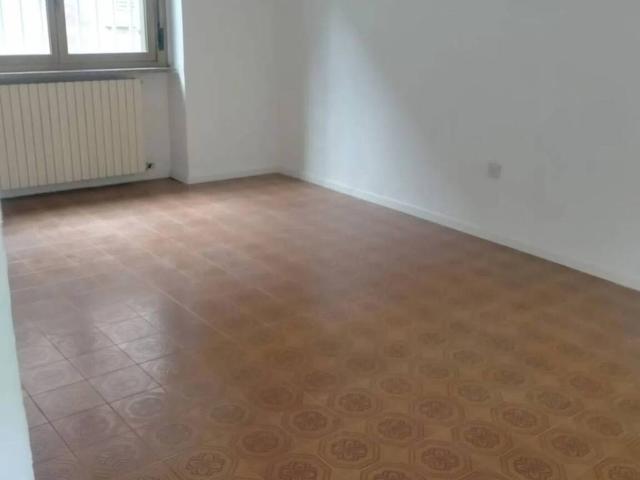 Appartamento in vendita a Cesano Maderno, Lombardia