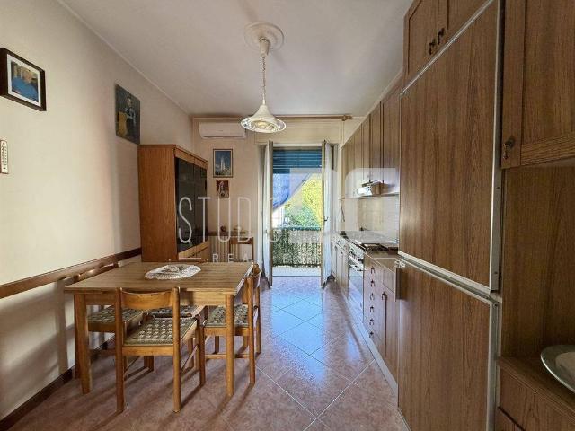 Appartamento in vendita a Cesano Maderno, Lombardia