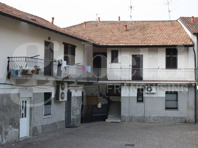 Appartamento in vendita a Cesano Maderno, Lombardia