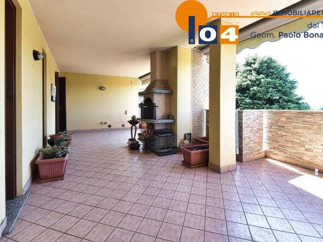Appartamento in vendita a Cesano Maderno, Lombardia