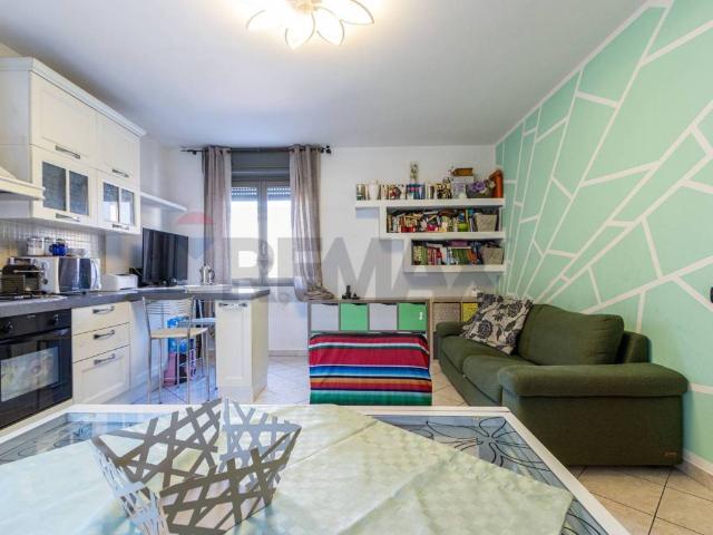 Appartamento in vendita a Cesano Maderno, Lombardia