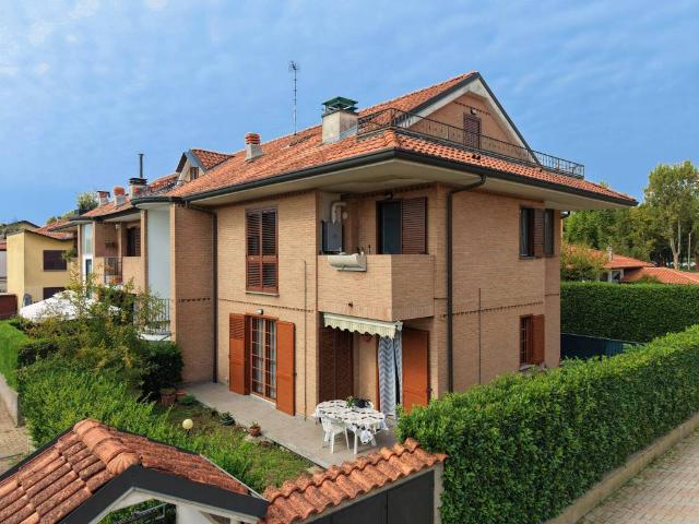Appartamento in vendita a Cesano Maderno, Lombardia