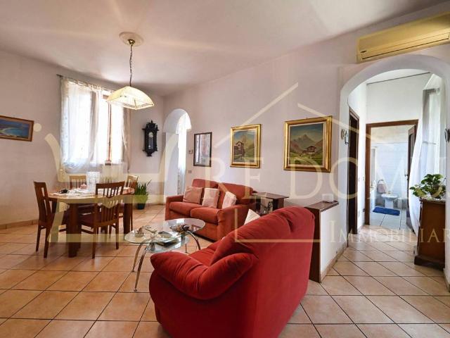 Appartamento in vendita a Cesano Maderno, Lombardia