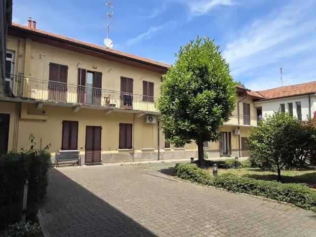 Appartamento in vendita a Cesano Maderno, Binzago