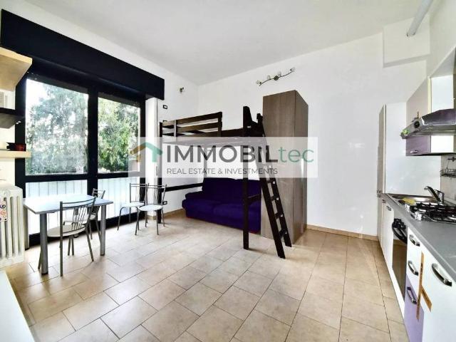 Appartamento in vendita a Cesano Maderno, Lombardia