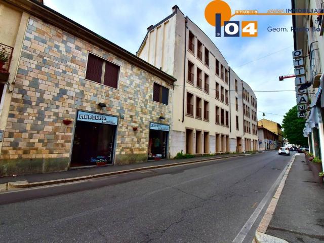 Appartamento in vendita a Cesano Maderno, Binzago