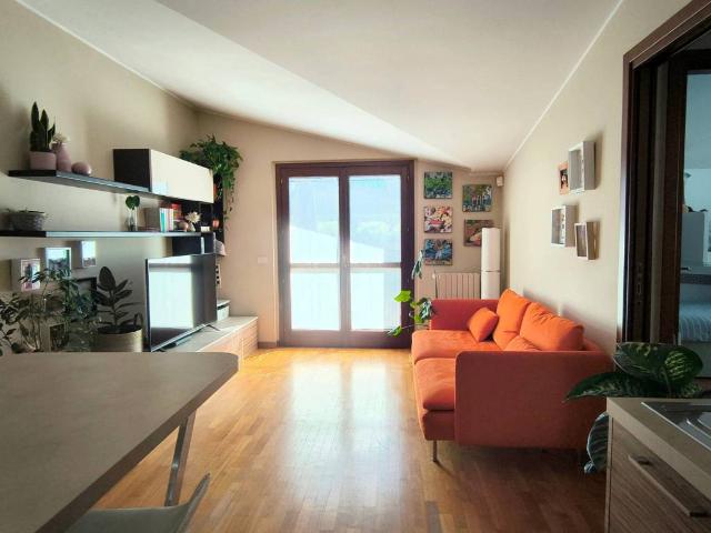 Appartamento in vendita a Molinello, Cesano Maderno