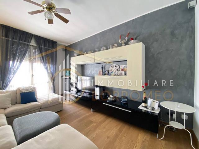 Appartamento in vendita a Cesano Maderno, Lombardia