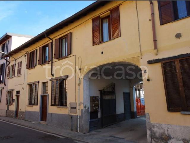 Appartamento in vendita a Cesano Maderno, Lombardia