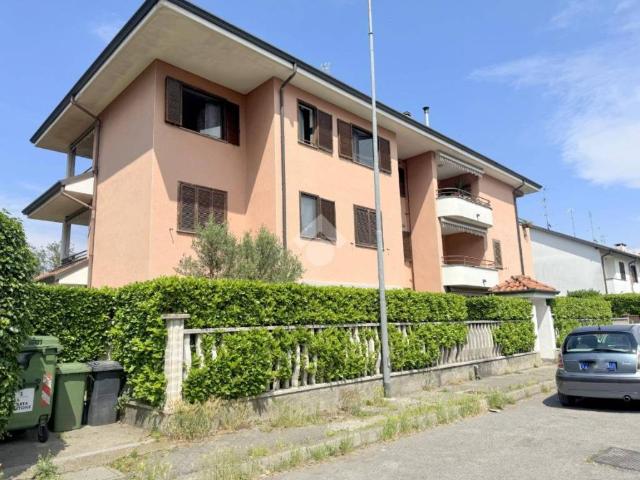 Appartamento in vendita a Cesate, Lombardia