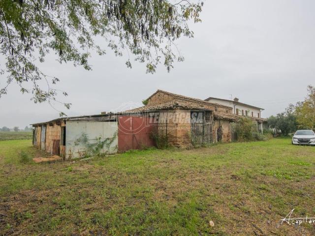 Villa Indipendente in vendita a Unione dei comuni Valle del Savio, Cesenà