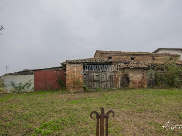 Villa Indipendente in vendita a Unione dei comuni Valle del Savio, Cesenà