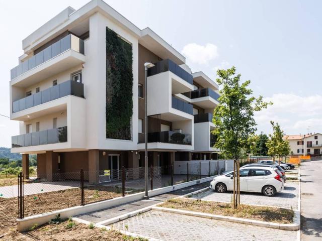 Appartamento in vendita a Unione dei comuni Valle del Savio, Cesenà