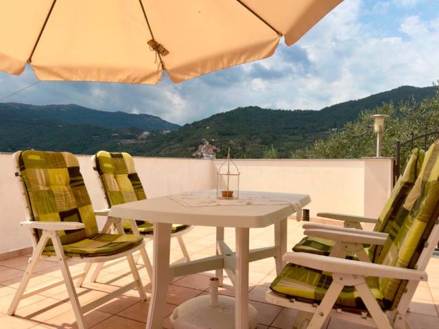 Appartamento in vendita a Cesio, Liguria
