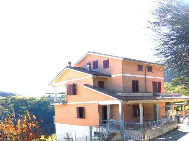 Appartamento in vendita a Monastero, Cessapalombo