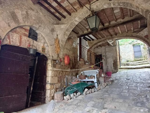 Appartamento in vendita a Cetona, Toscana