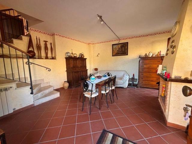 Appartamento in vendita a Cetona, Toscana
