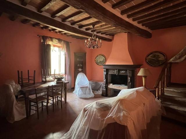 Appartamento in vendita a Cetona, Toscana