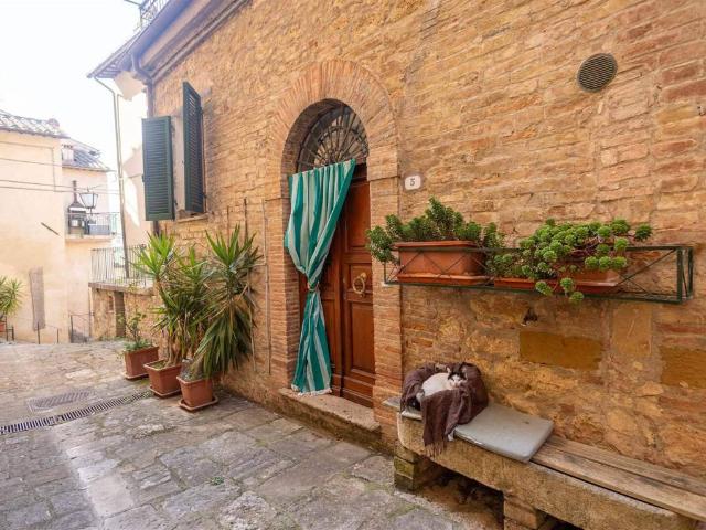 Appartamento in vendita a Cetona, Siena