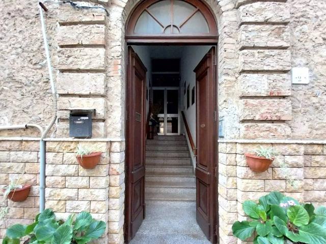 Appartamento in vendita a Cetraro Paese, Calabria