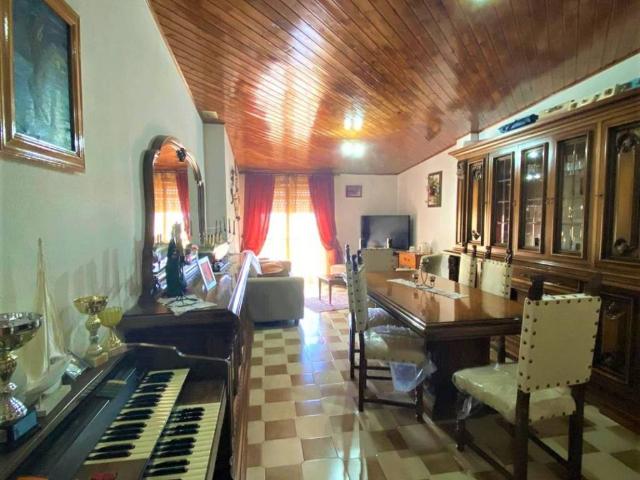 Appartamento in vendita a Cetraro Paese, Calabria