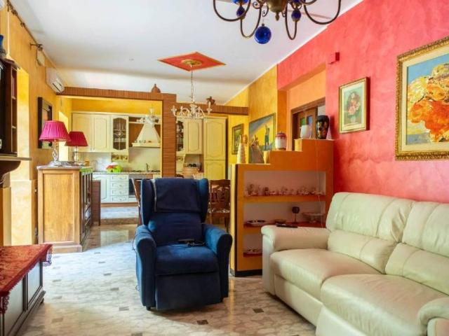 Appartamento in vendita a Cetraro Paese, Calabria
