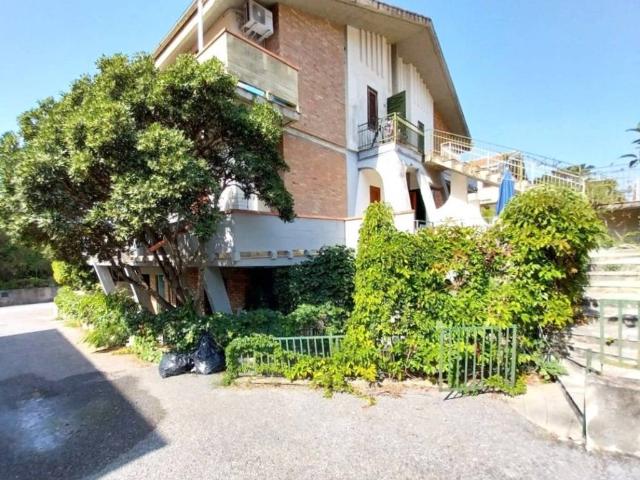 Appartamento in vendita a Lampetia, Calabria