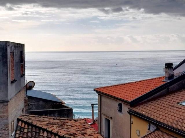 Appartamento in vendita a Cetraro Paese, Calabria