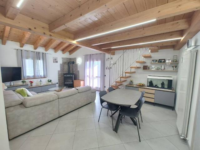 Appartamento in vendita a Comunità montana della valle Camonica, Cevo