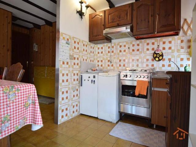 Appartamento in vendita a Challand Saint Anselme, Aosta