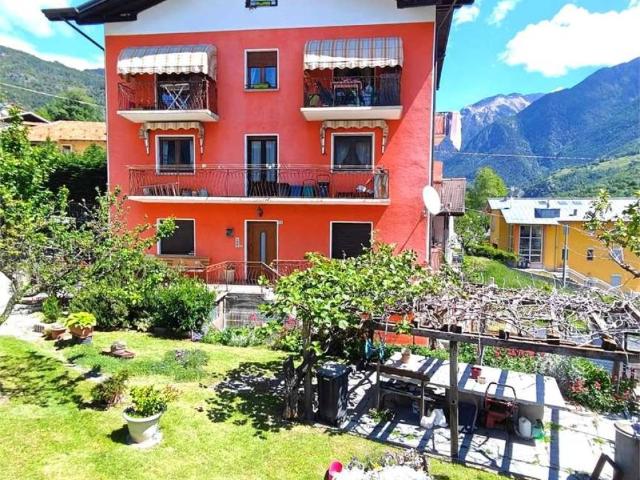 Appartamento in vendita a Challand-Saint-Victor Capoluogo - Ville, Challand Saint Victor